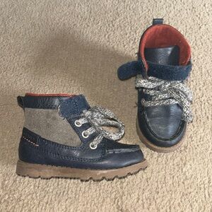 Navy and Copper Lined/Detailed Carter’s Baby/Toddler Boots Size 6 Velcro+Laces